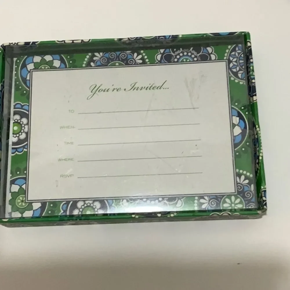 Vera Bradley Boxed Invitation Set, green only 8 inside